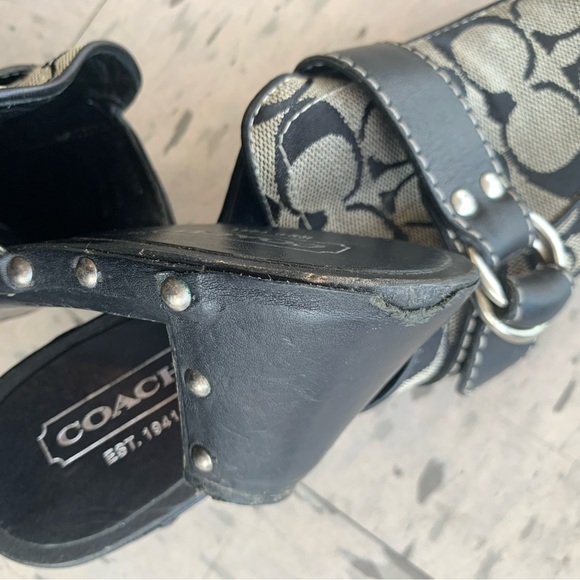 Coach Clogs - 7.5 - Picture 3 of 4